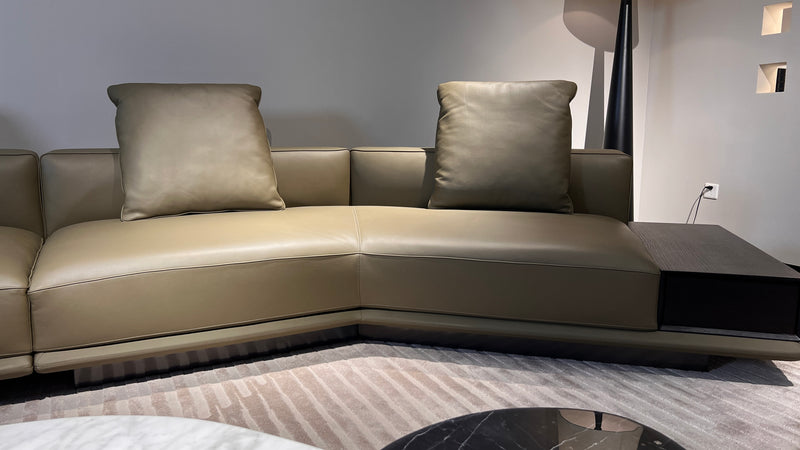 Holland Artistic Sectional