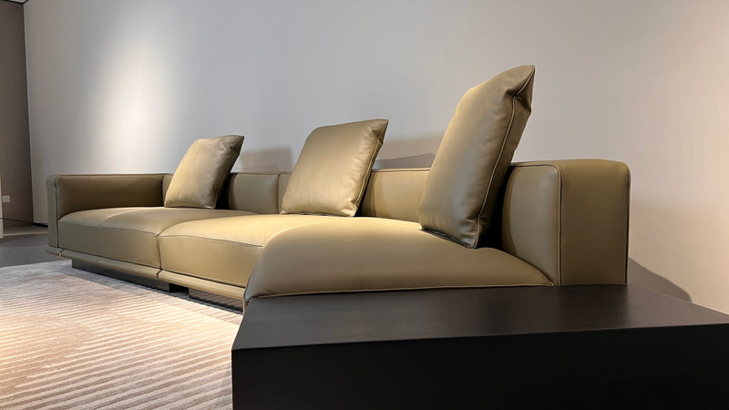 Holland Artistic Sectional