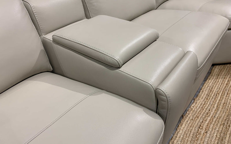 Aquilegia Modern Motion Recliner